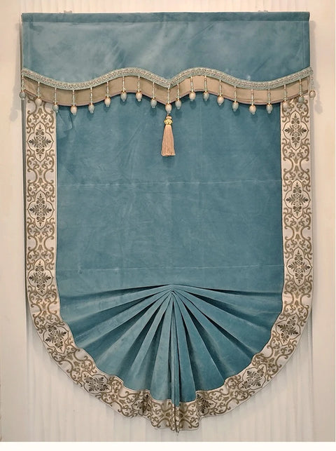 Lift Curtain Blind