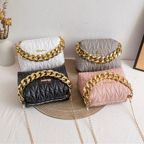 Chic Chain Charisma: PU Leather Crossbody Clutch
