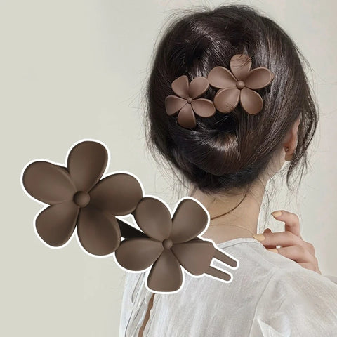 Retro Frosted Flower Hairpin