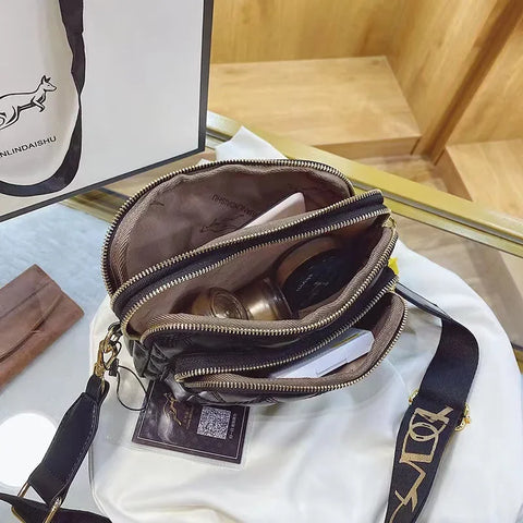LuxeLingge Chic Carryall: The Tri-Layered Icon