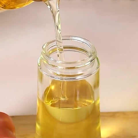 2-in-1 Kitchen Silicone Brush Oil Bottle