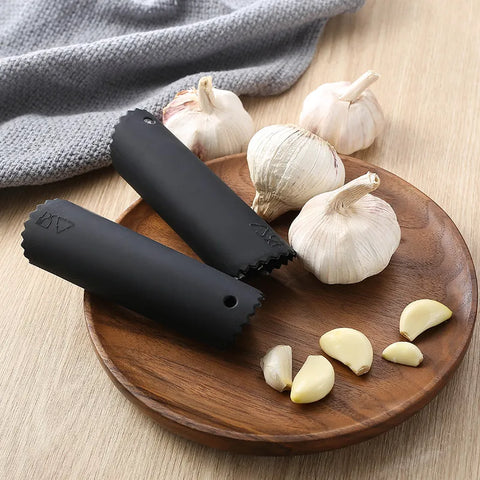 Random Color Silicone Garlic Peeler