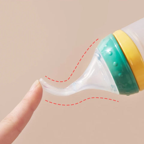 High Quality Baby Spoon Bottle Feeder