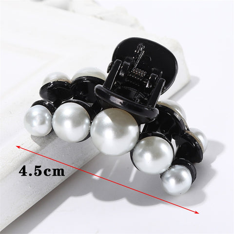 Pearls Hair Claw Clip
