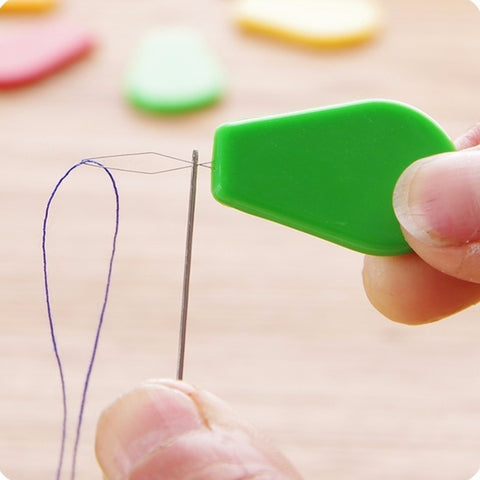 10PCS Plastic Threader