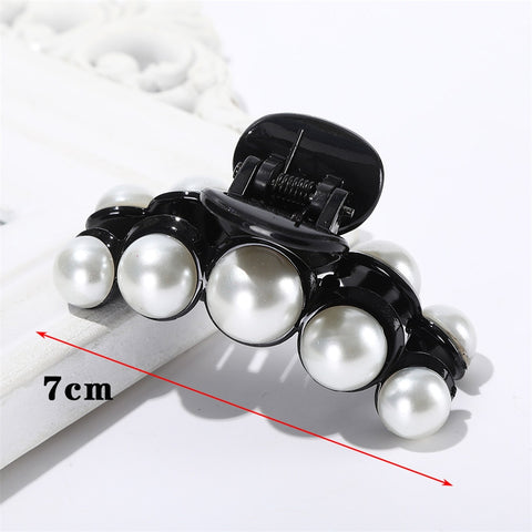 Pearls Hair Claw Clip