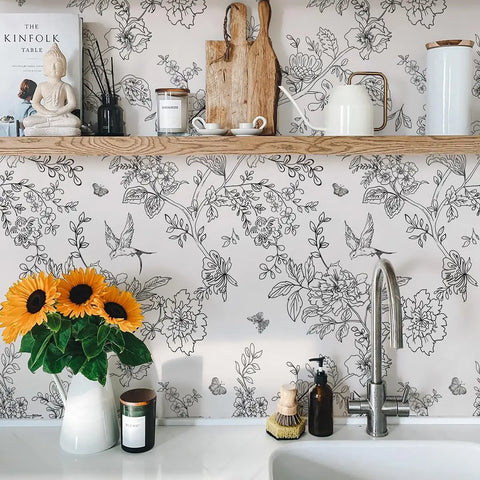 Monochrome Floral Wallpaper"