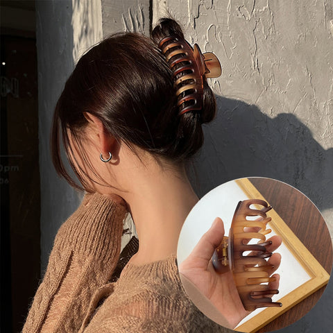 Pearls Hair Claw Clip